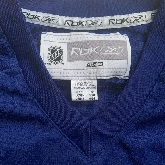 TORONTO Maple Leafs NHL Youth Hockey Jersey - Picture 4 of 4
